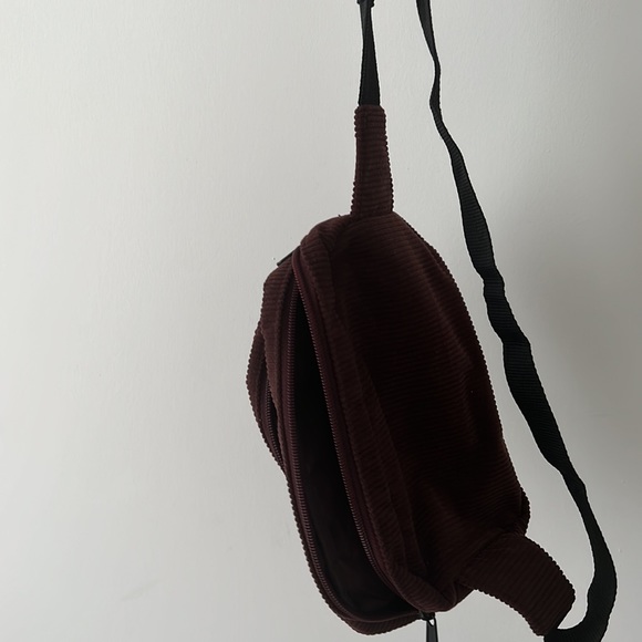 Tim Biebs merch - crossbody fanny - limited edition - Picture 2 of 3